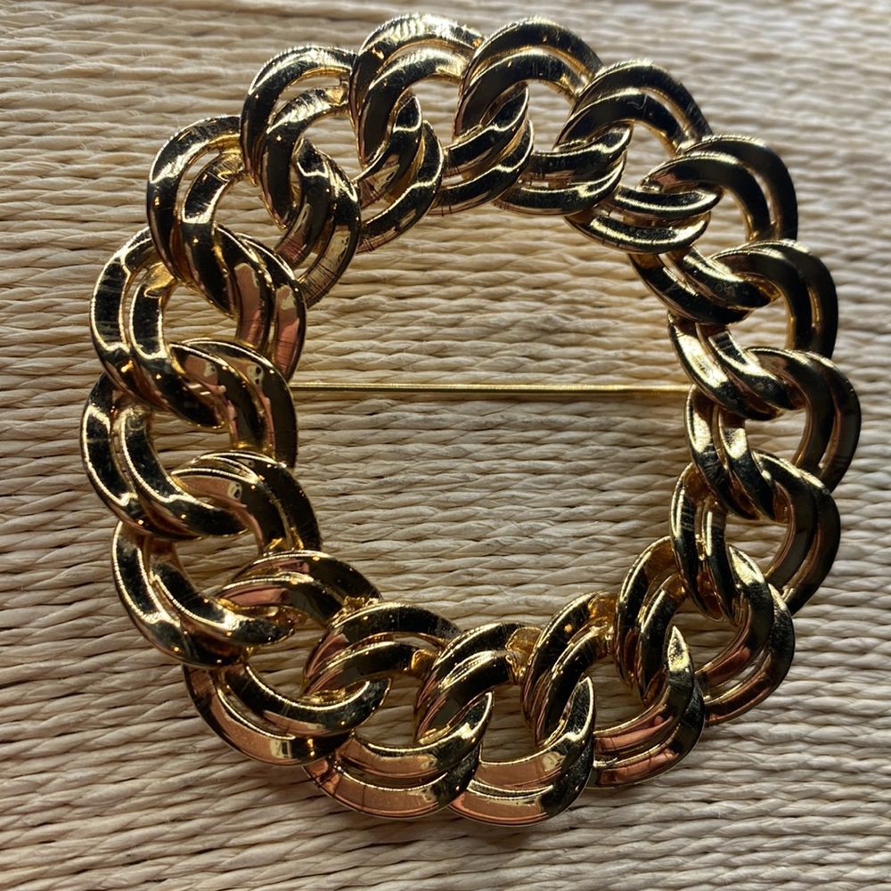Signed Monet Large Double Link Chain Style Brooch… - image 2